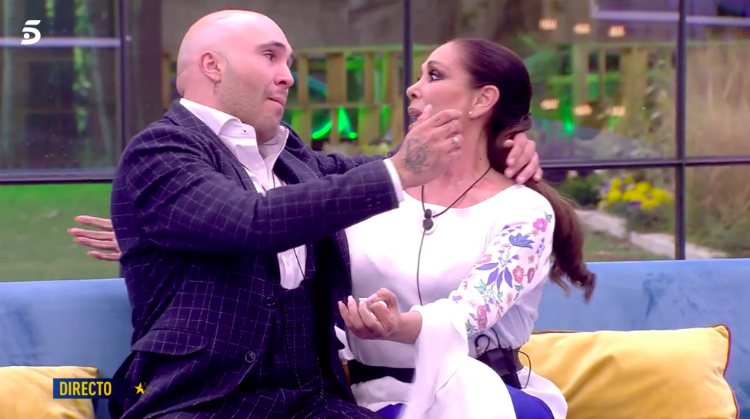 Kiko Rivera felicita a Isabel Pantoja por ser concursante de 'SV 2019' | telecinco.es