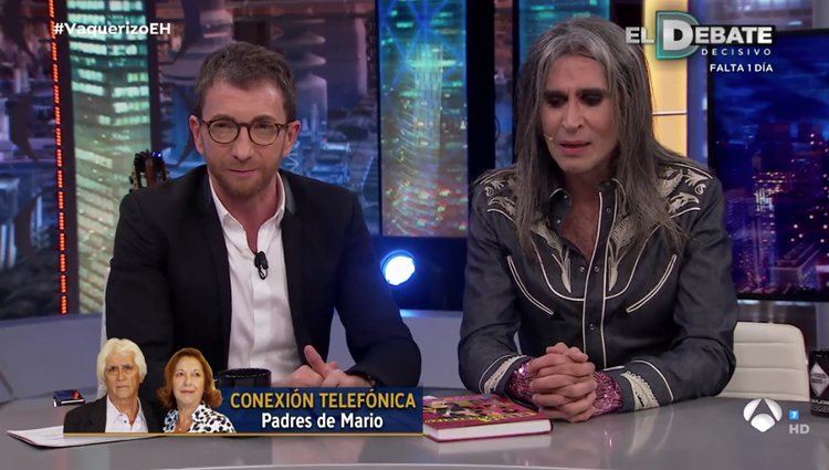 Mario Vaquerizo realiza una llamada telefónica en directo con sus padres / foto: antena3.com