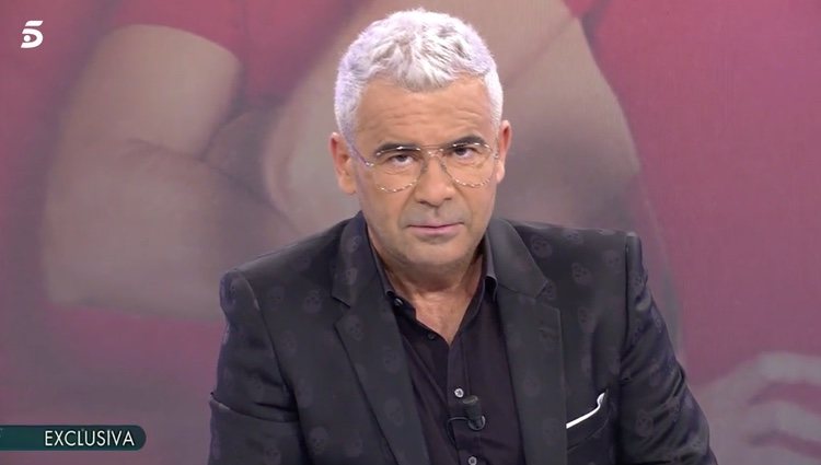 Jorge Javier Vázquez dandola noticia de Violeta en 'Sábado Deluxe' / Telecinco.es