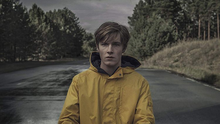 Louis Hofmann como Jonas Kahnwald en 'Dark'