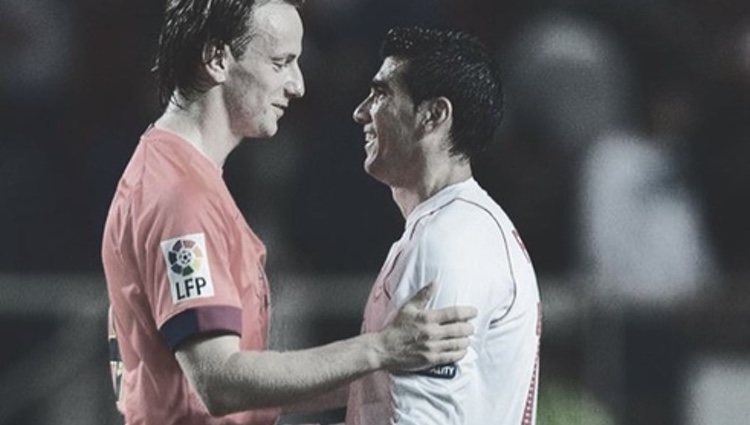 Ivan Rakitic y José Antonio Reyes / Foto: Twitter