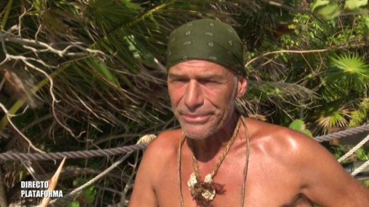 Carlos Lozano quiere poner punto final a su aventura en la isla | telecinco.es