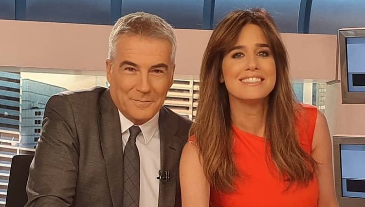 Isabel Jiménez con David Cantero tras volver al trabajo/ Foto: Instagram