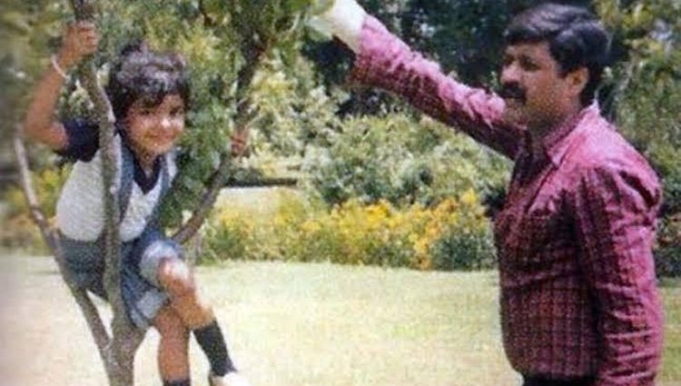 Priyanka Chopra recuerda a su padre en su sexto aniversario de muerte/ Foto: Instagram