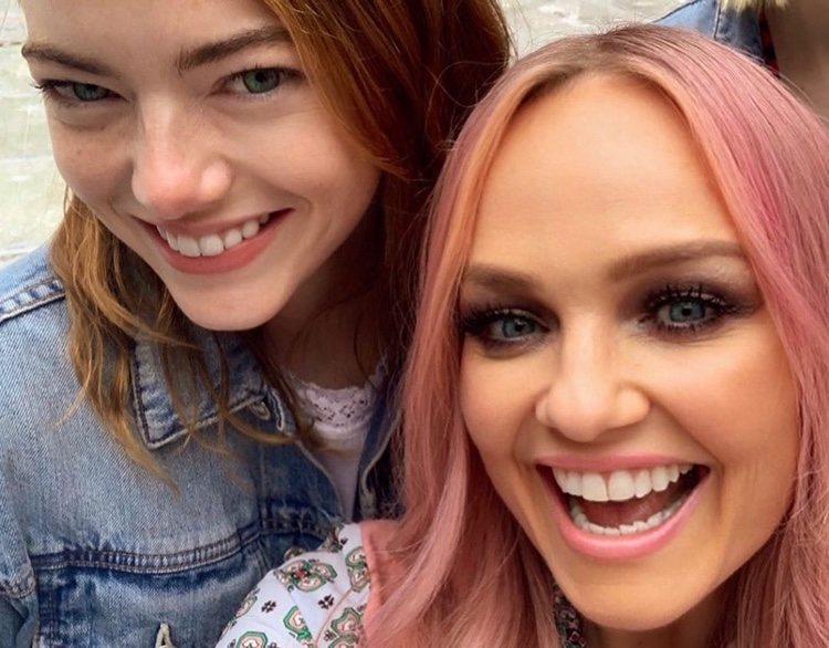 Emma Stone con Emma Bunton en su concierto de las Spice Girls/ Foto: Instagram