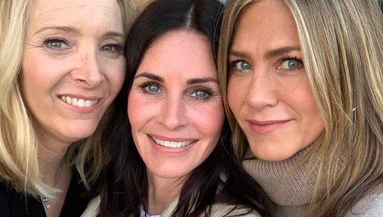 Courteney Cox, Jennifer Aniston y Lisa Kudrow en el cumpleaños de Courteney Cox/Foto Instagram