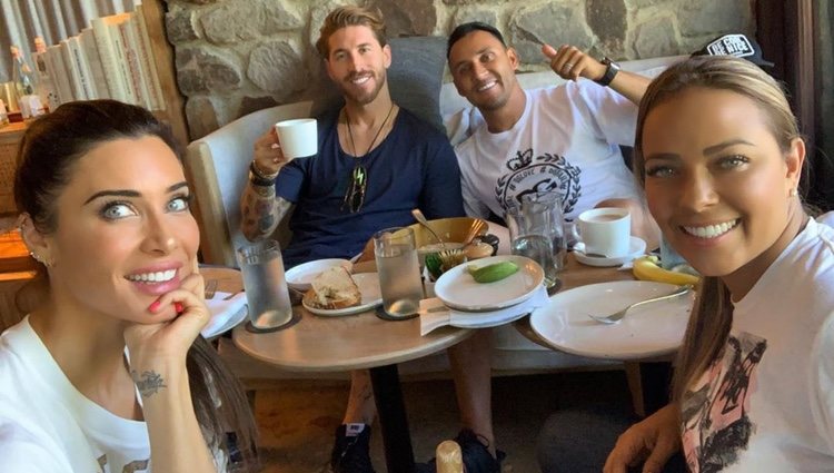 Pilar Rubio y Sergio Ramos junto a Keylor Navas y Andrea Salas / Foto: Instagram