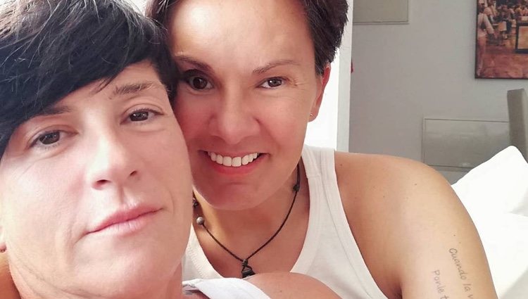 Raquel Morillas y Noah abrazadas / Foto: Instagram