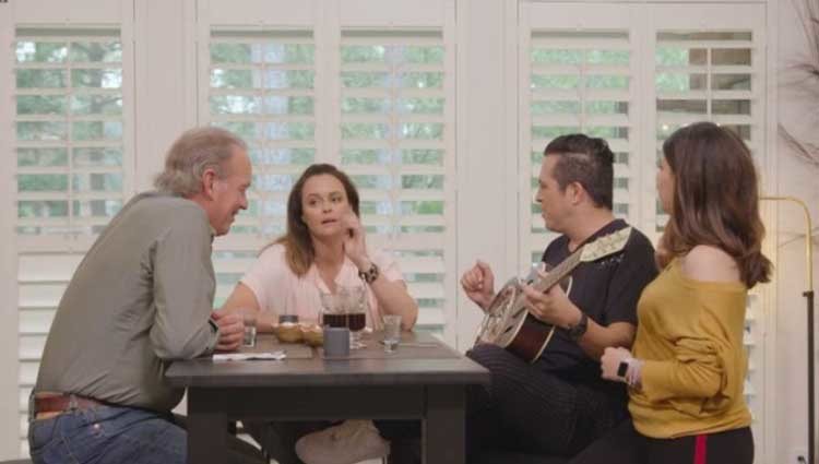 Dorio Ferreira, marido de Shaila Dúrcal, y esta interpretan 'Perdóname'/Foto:Mitele