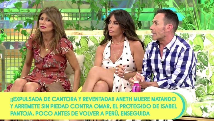 Anabel Pantoja escuchando a Kiko Hernández en 'Sálvame' Foto: Telecinco