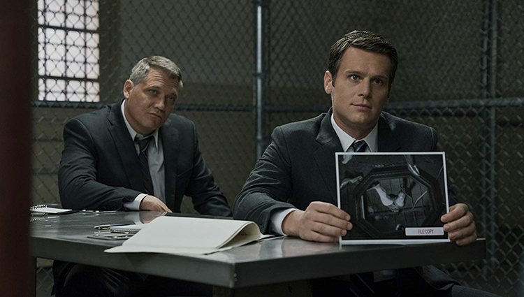 Holt McCallany y Jonathan Groff en 'Mindhunter'