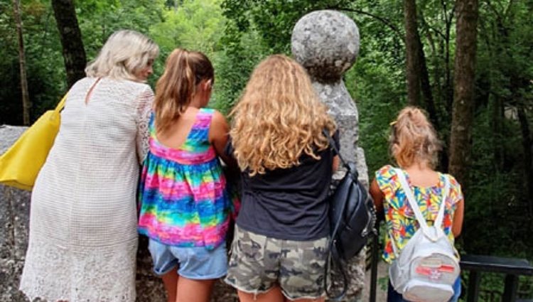 La madre, la hija y las dos sobrinas de Paula Echevarría/ Foto: Instagram