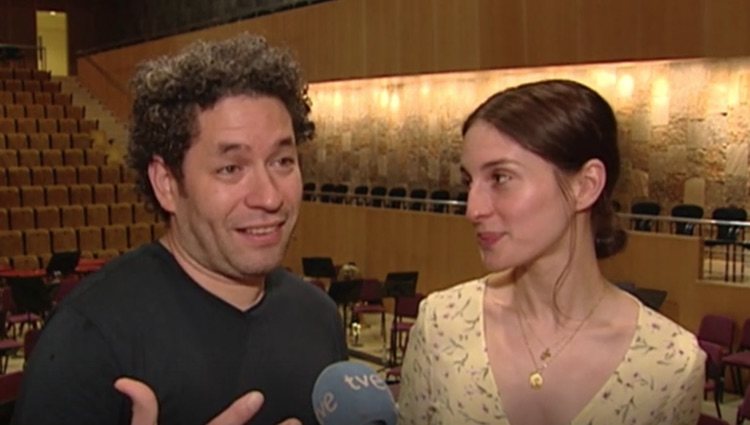 María Valverde y su marido en una entrevista con RTVE/ Foto: rtve.es