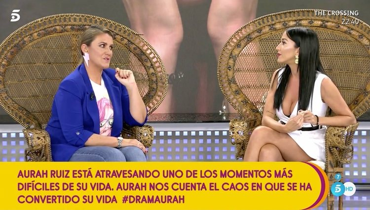 Aurah Ruiz, charlando con Carlota Corredera en 'Sálvame'/ Foto: telecinco.es