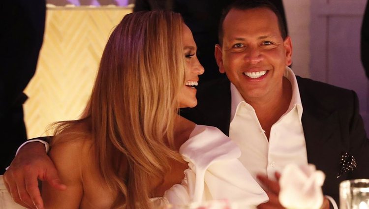 Jennifer Lopez y Alex Rodriguez en su fiesta de compromiso/Foto: Instagram