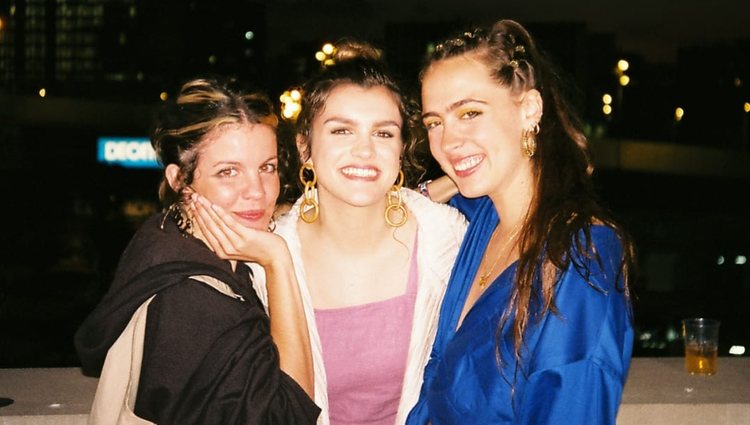 Carlotta Cosials y Amaia juntas en un festival | Foto: Instagram