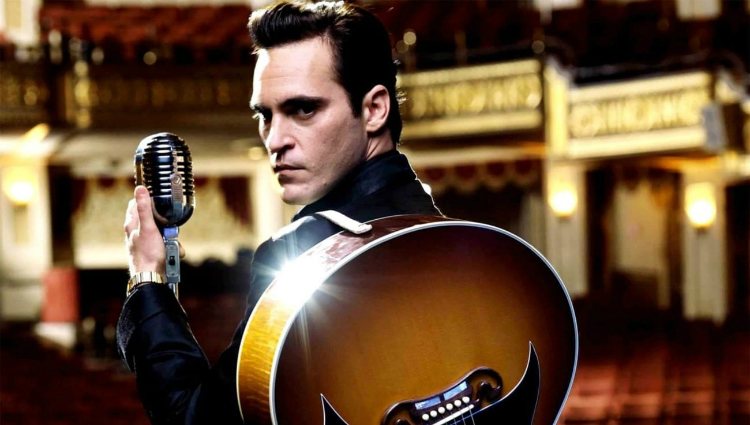 Joaquin Phoenix como Johnny Cash en la película 'En la cuerda floja'