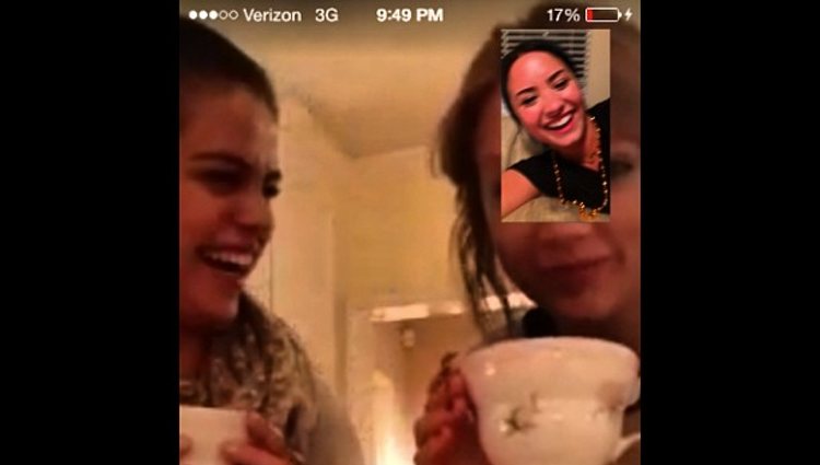 Selena Gomez y Taylor Swift haciendo videollamada con Demi Lovato | Instagram