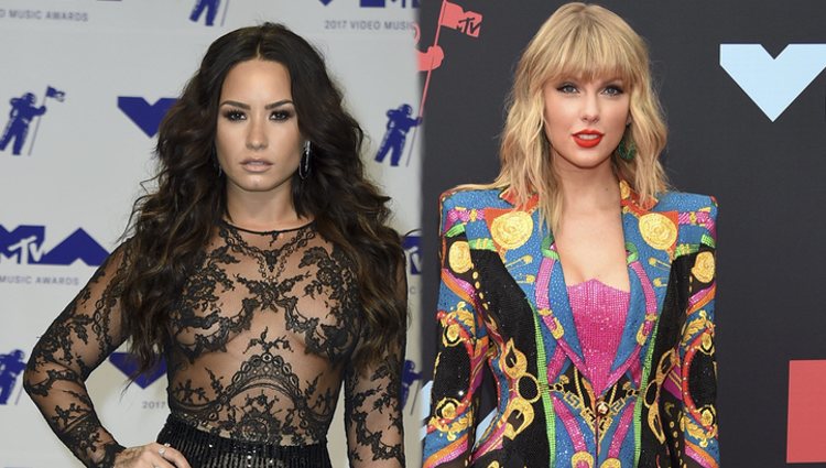 Demi Lovato y Taylor Swift en los MTV VMA 2017 y 2019