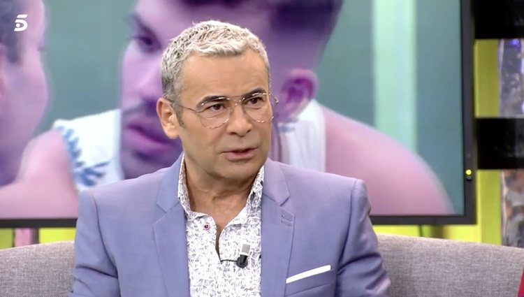 Jorge Javier Vázquez hablando sobre su vuelta a Grindr en 'Sálvame' /Foto: Telecinco.es