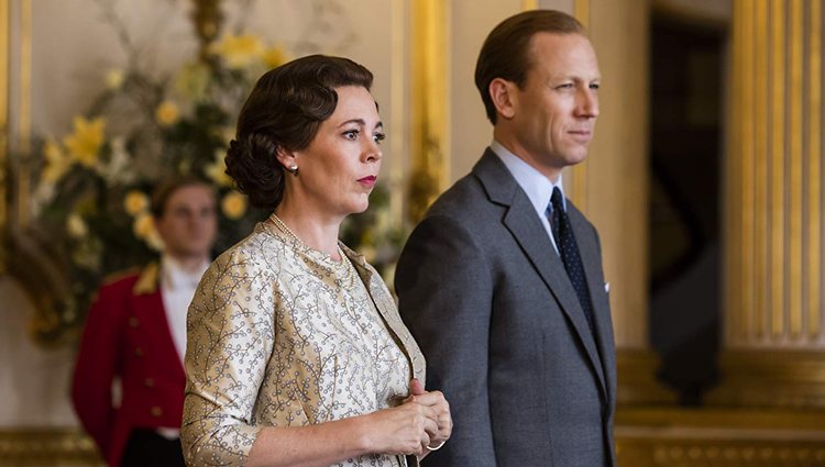 Olivia Colman y Tobias Menzies en 'The Crown'