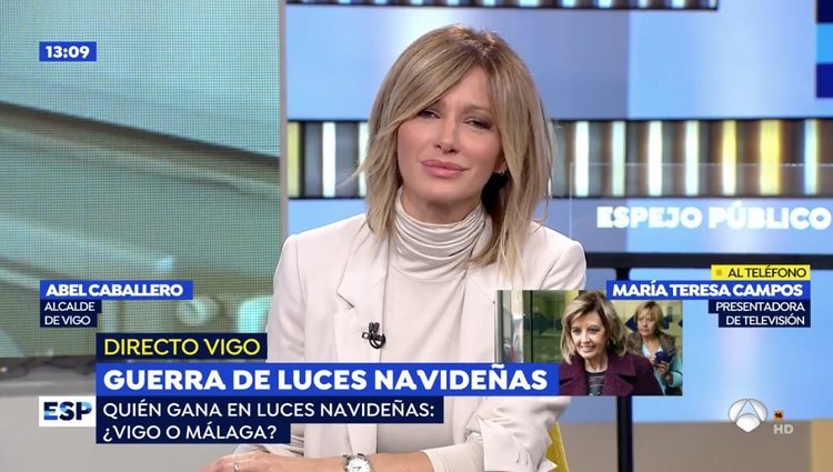 Susanna Griso hablando con María Teresa Campos en 'Espejo Público' / Foto: Antena3.com