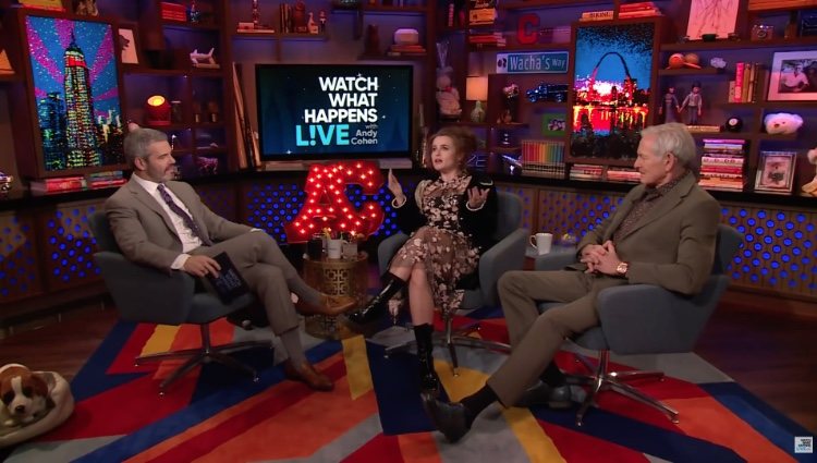 Helena Bonham Carter siendo entrevistada en 'Watch What Happens Live with Andy Cohen'/ Foto: Youtube.com