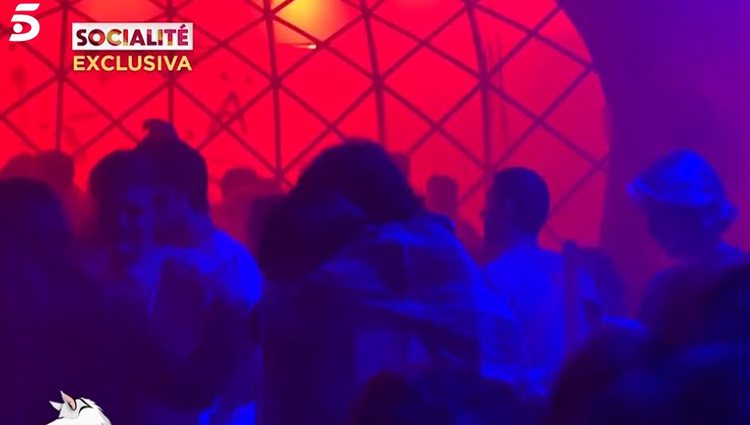 Victoria Federica y Jorge Bárcenas en una discoteca de Madrid| vía: Telecinco.es