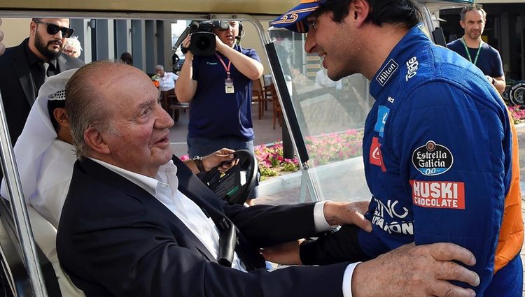 El Rey Juan Carlos y Carlos Sainz en Abu Dabi/Foto: Instagram