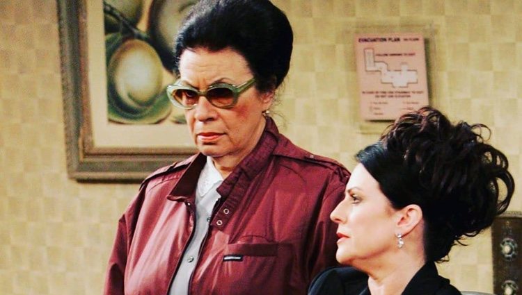 Shelley Morrison interpretando a Rosario en 'Will and Grace'/Instagram