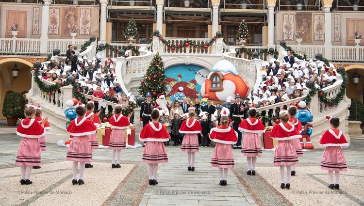 Ceremonia del árbol de Navidad en Mónaco | Foto: Facebook