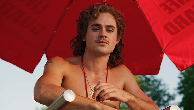 Dacre Montgomery como Billy Hargrove en 'Stranger Things 3'