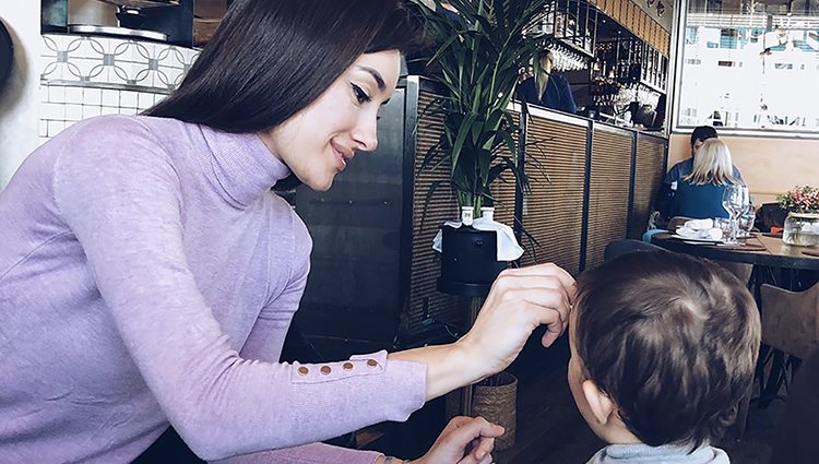 Adara junto a su hijo Martín| Foto: Instagram