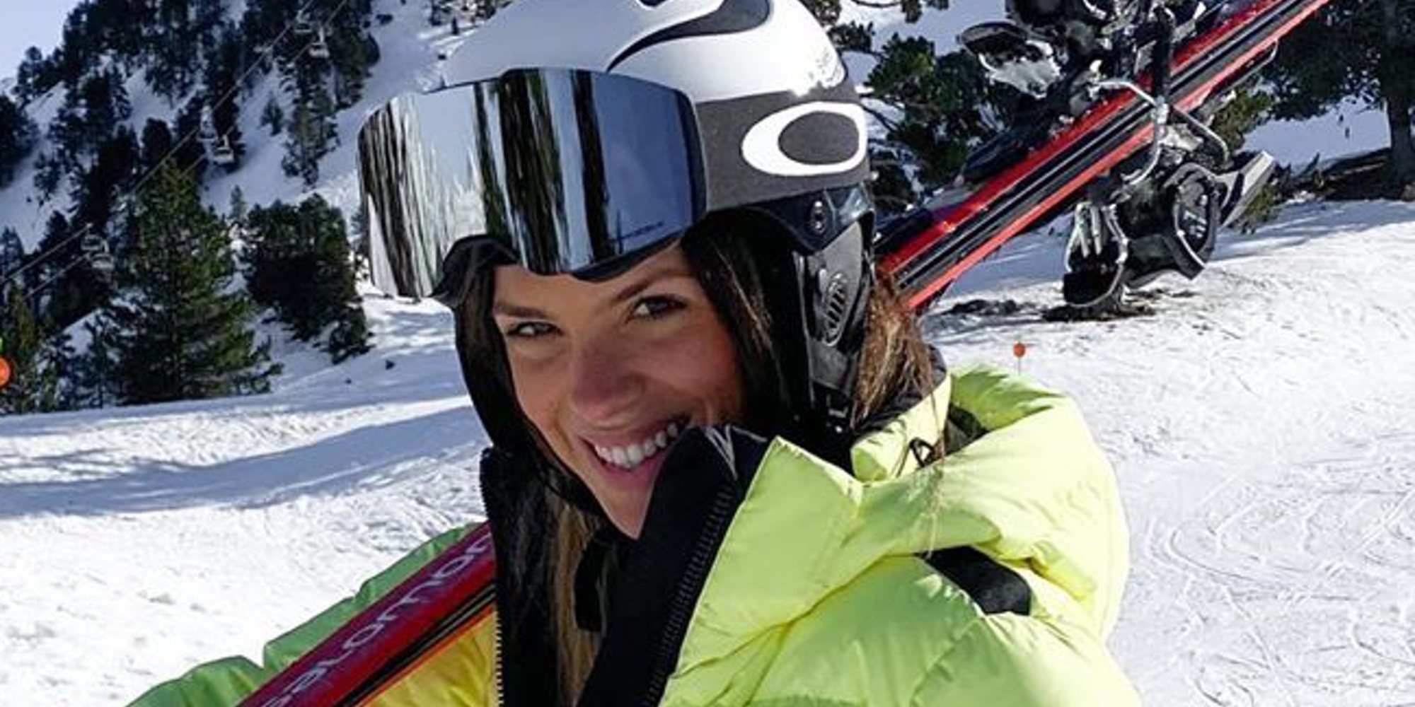 Laura Matamoros estuvo con Benji Aparicio y su hijo Matías de viaje en la nieve