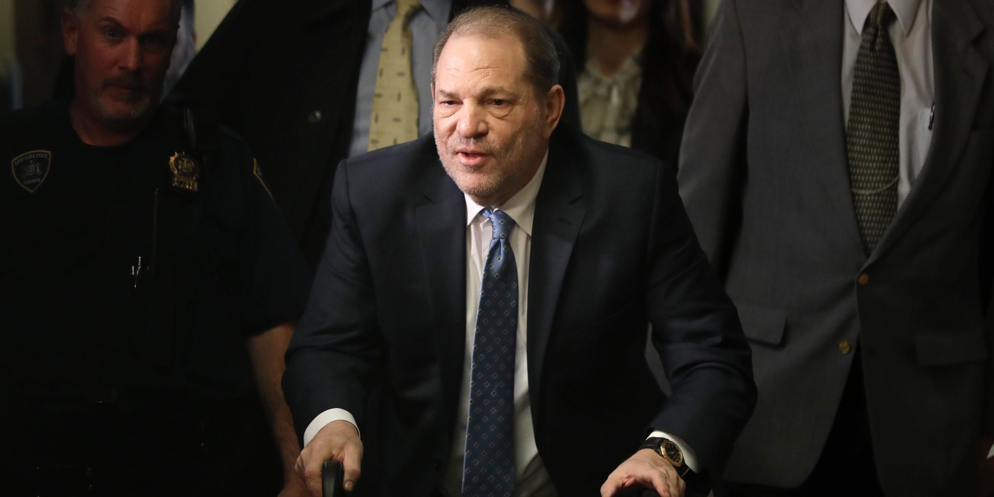 Harvey Weinstein, hospitalizado tras ser declarado culpable de agresión sexual y violación