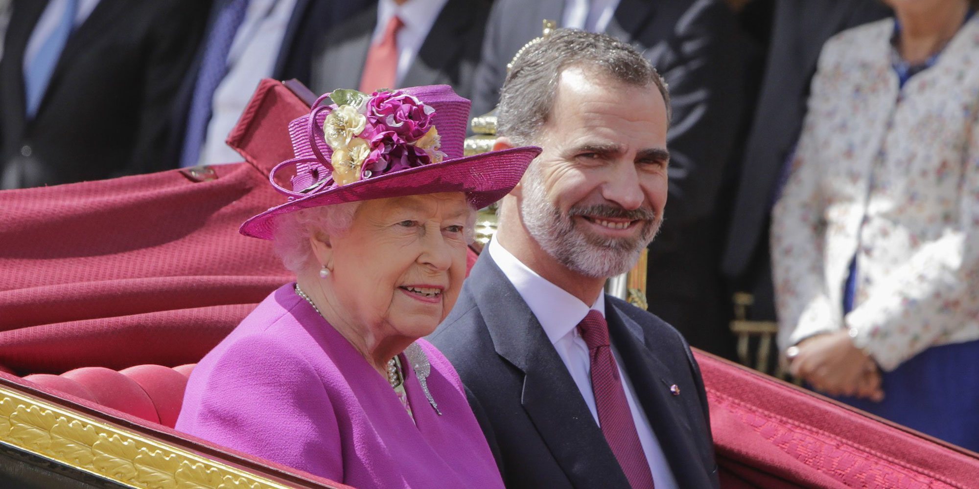 La llamada del Rey Felipe para hablar con la Reina Isabel y el Príncipe Carlos de Inglaterra sobre el coronavirus