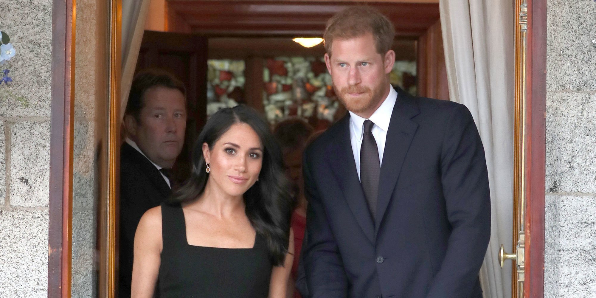 Salen a la luz los desesperados mensajes que el Príncipe Harry y Meghan Markle enviaron a Thomas Markle