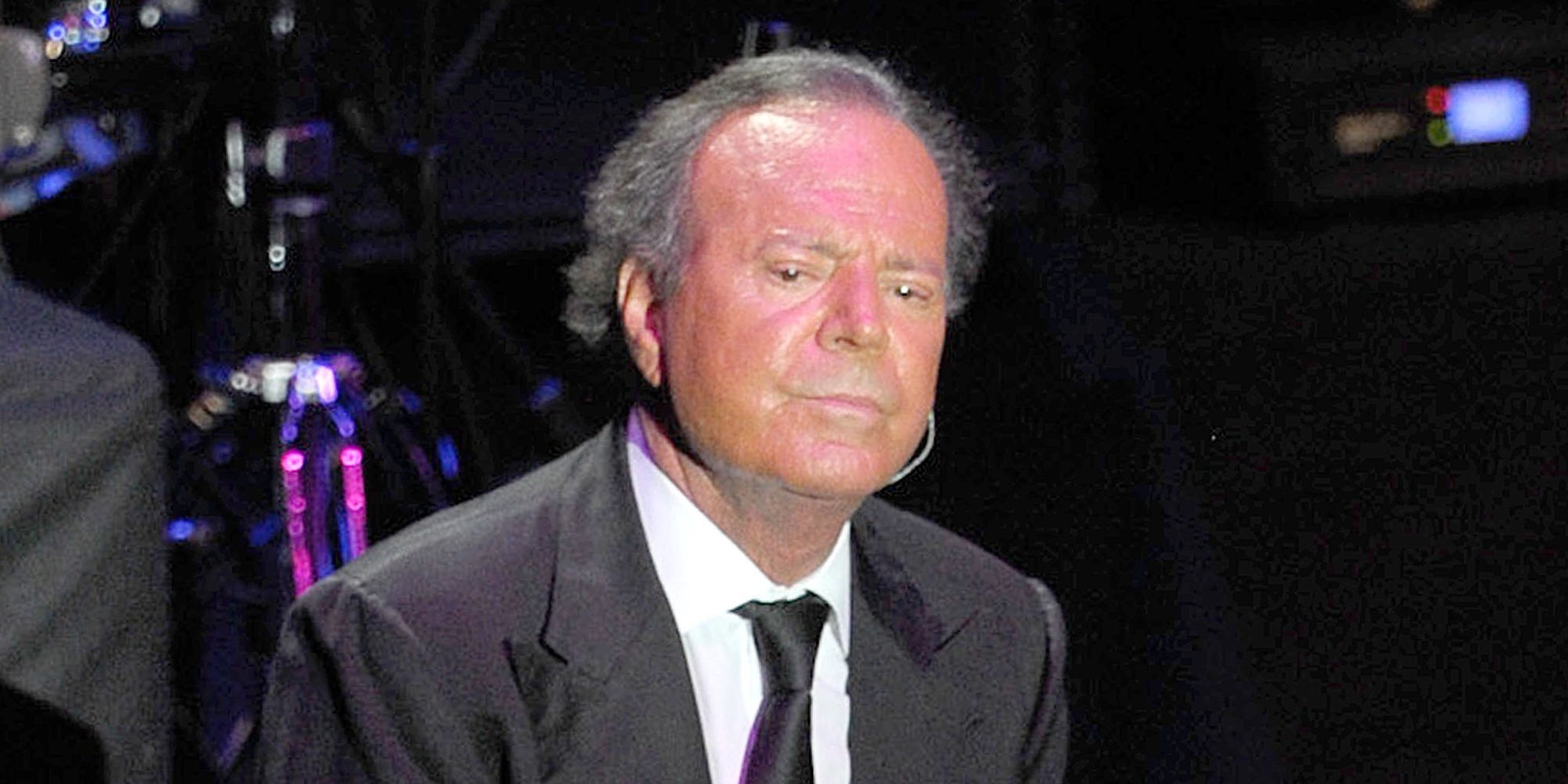 La Justicia se pone de parte de Julio Iglesias y revoca la sentencia de paternidad a favor de su presunto hijo Javier Santos