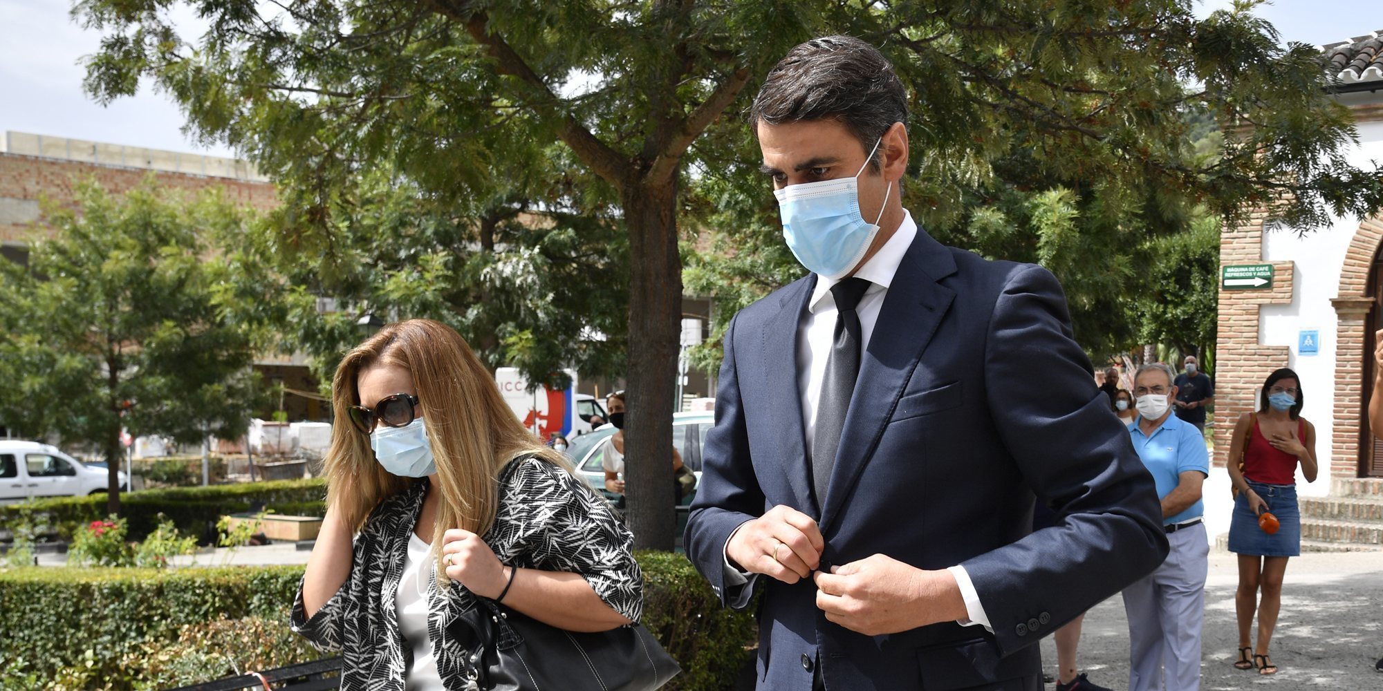 Jesulín de Ubrique, María José Campario y Víctor Janeiro dan su último adiós a Humberto Janeiro