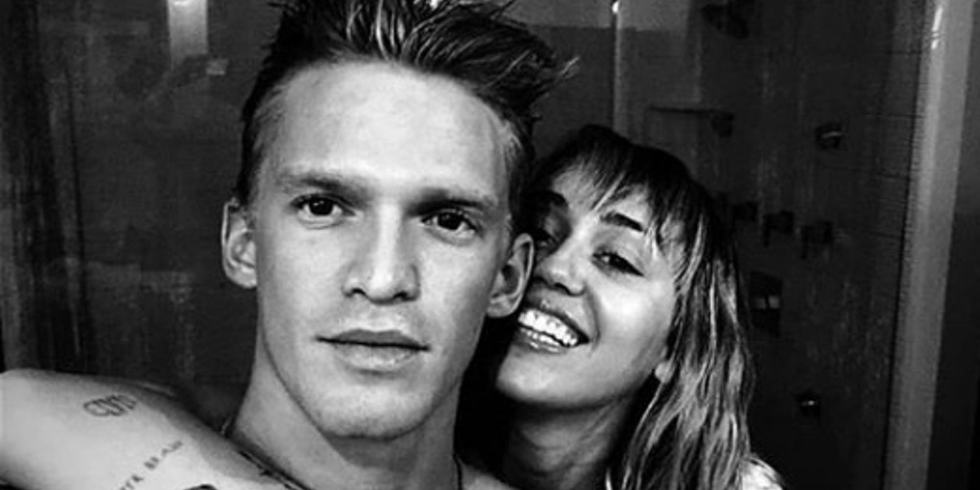 Miley Cyrus y Cody Simpson han roto su noviazgo tras 10 meses juntos