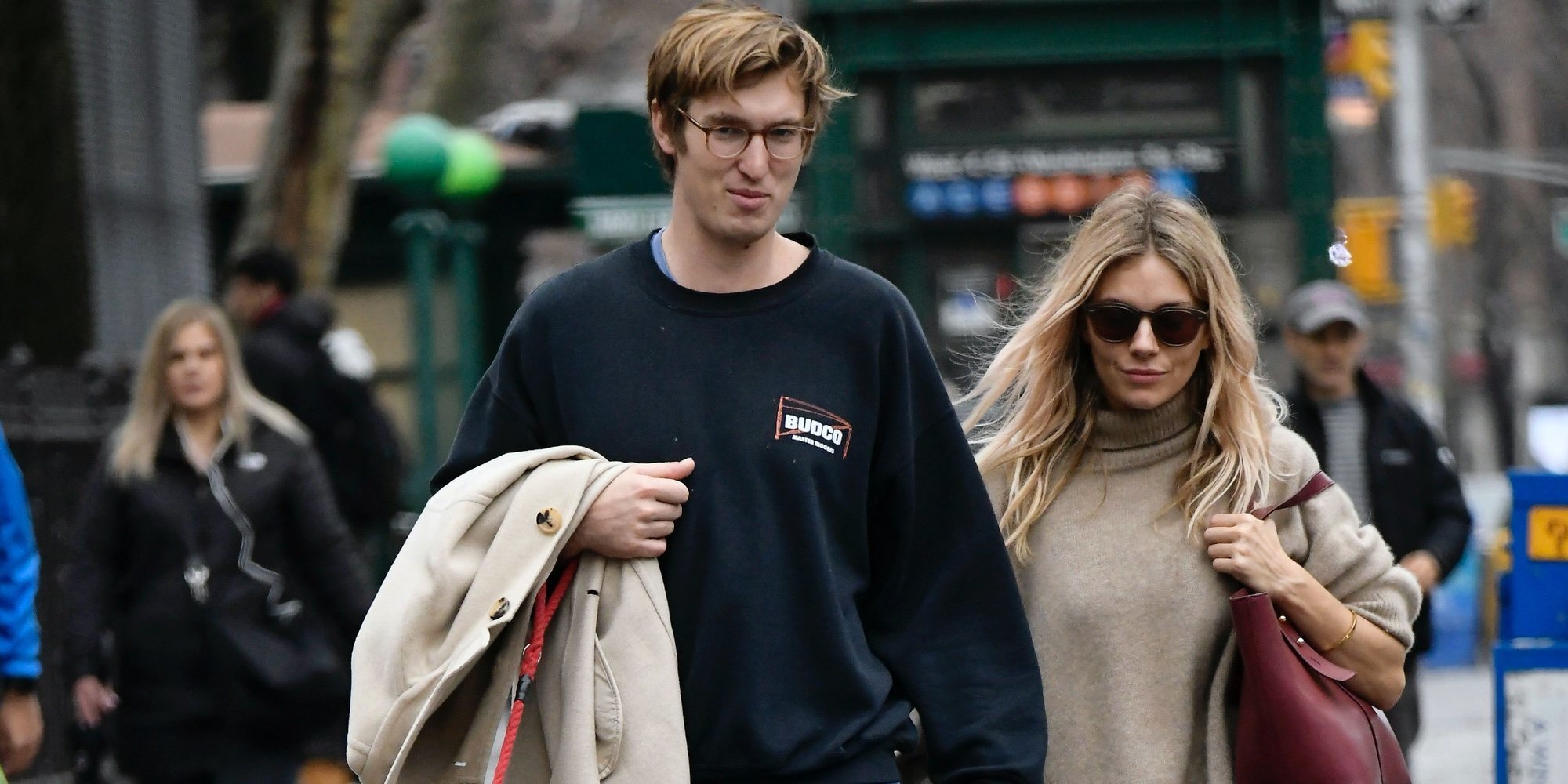 Sienna Miller y Lucas Zwirner ponen fin a su relación estando comprometidos