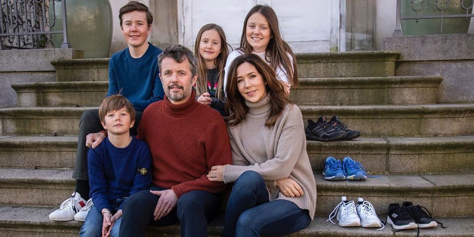 Así celebran Christian, Isabel, Vicente y Josefina de Dinamarca la llegada de las vacaciones de otoño