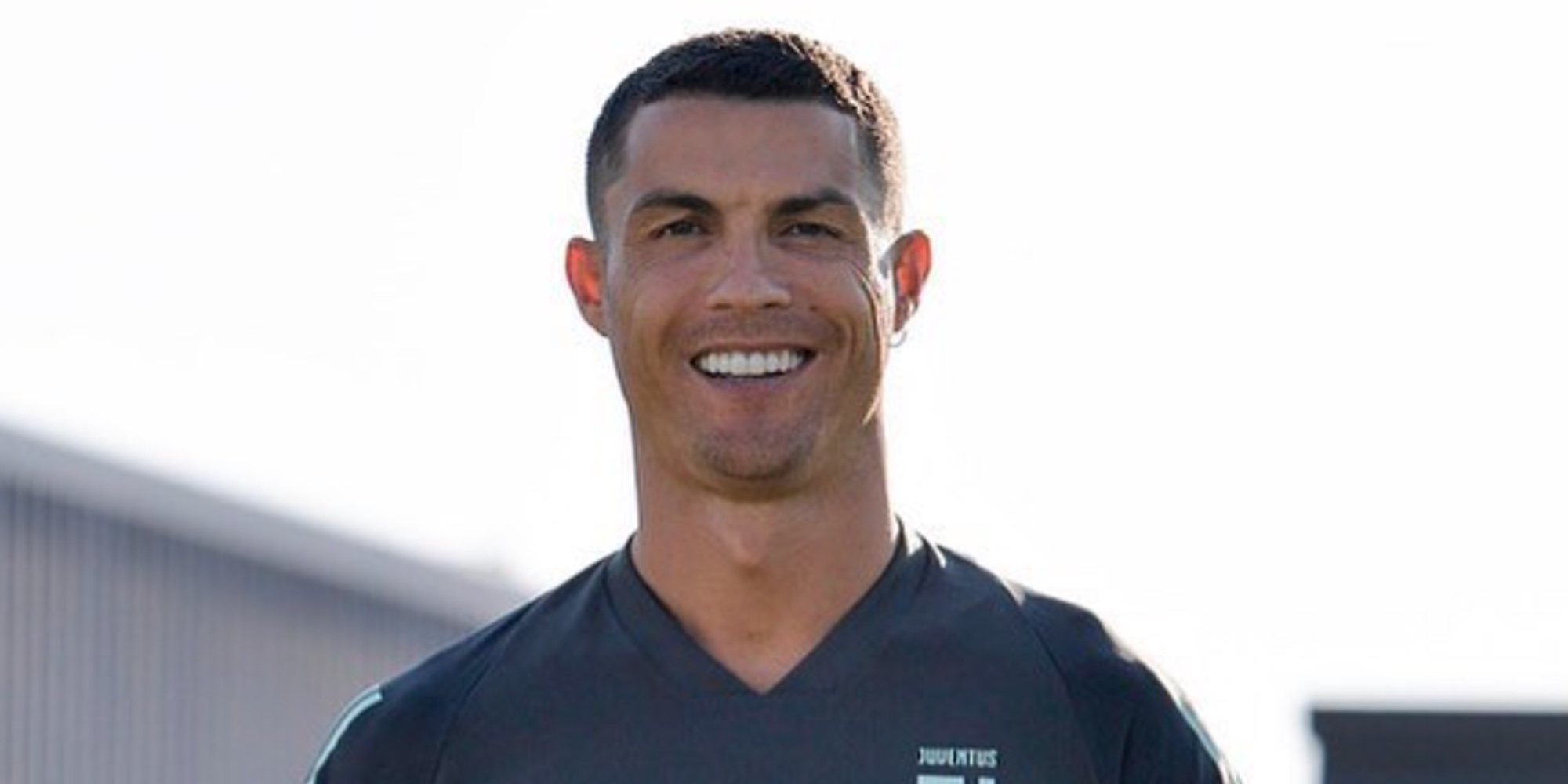 Cristiano Ronaldo da positivo por coronavirus