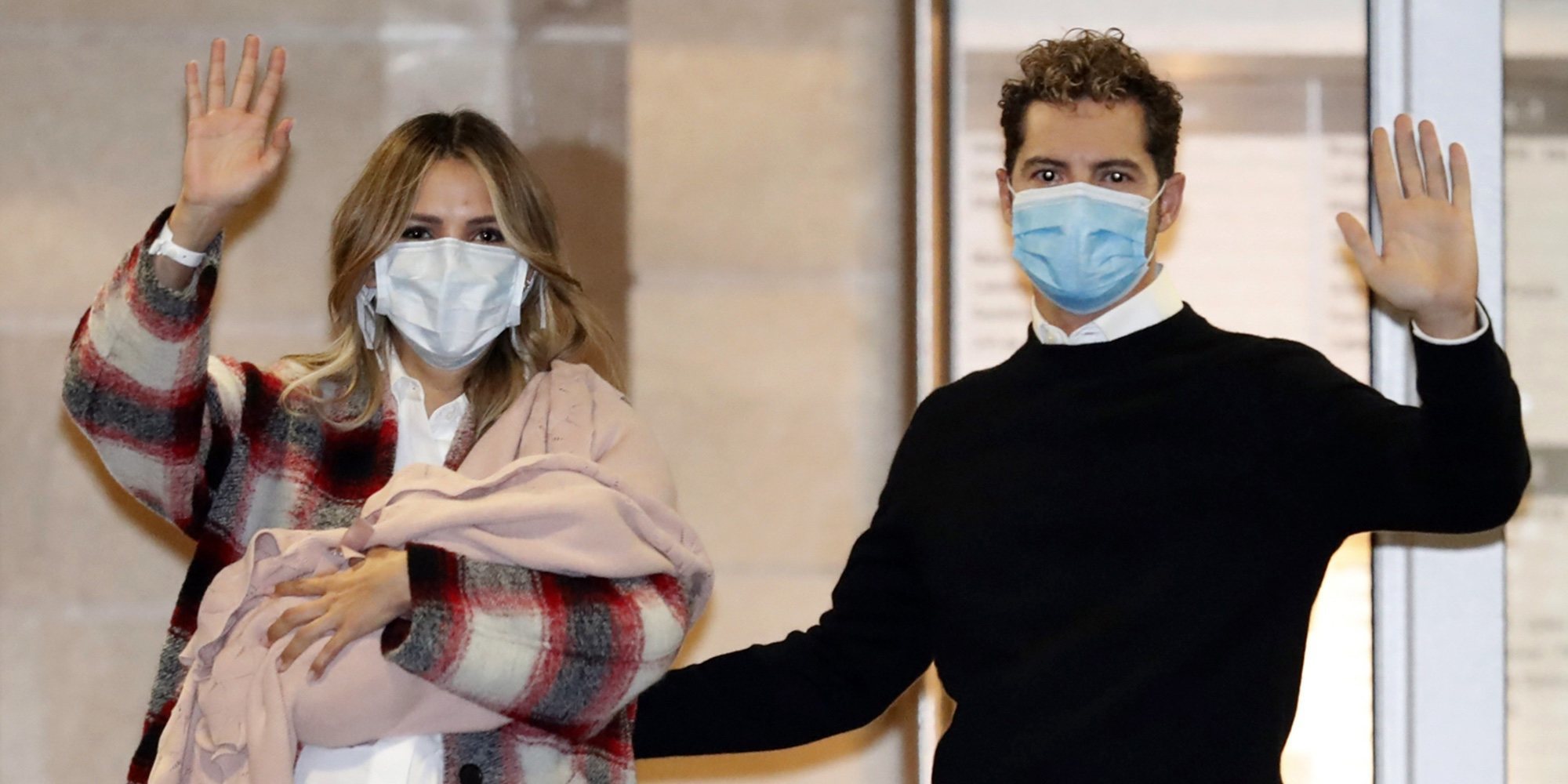 David Bisbal y Rosanna Zanetti presentan a su hija Bianca tras salir del hospital