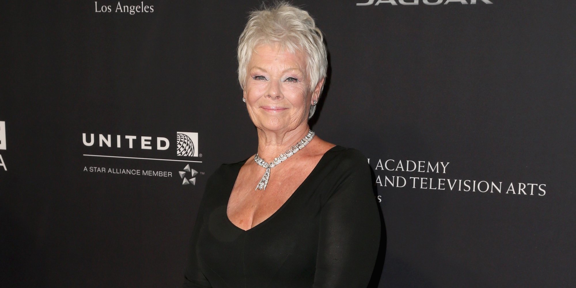 Judi Dench ya ha recibido la vacuna contra el Covid