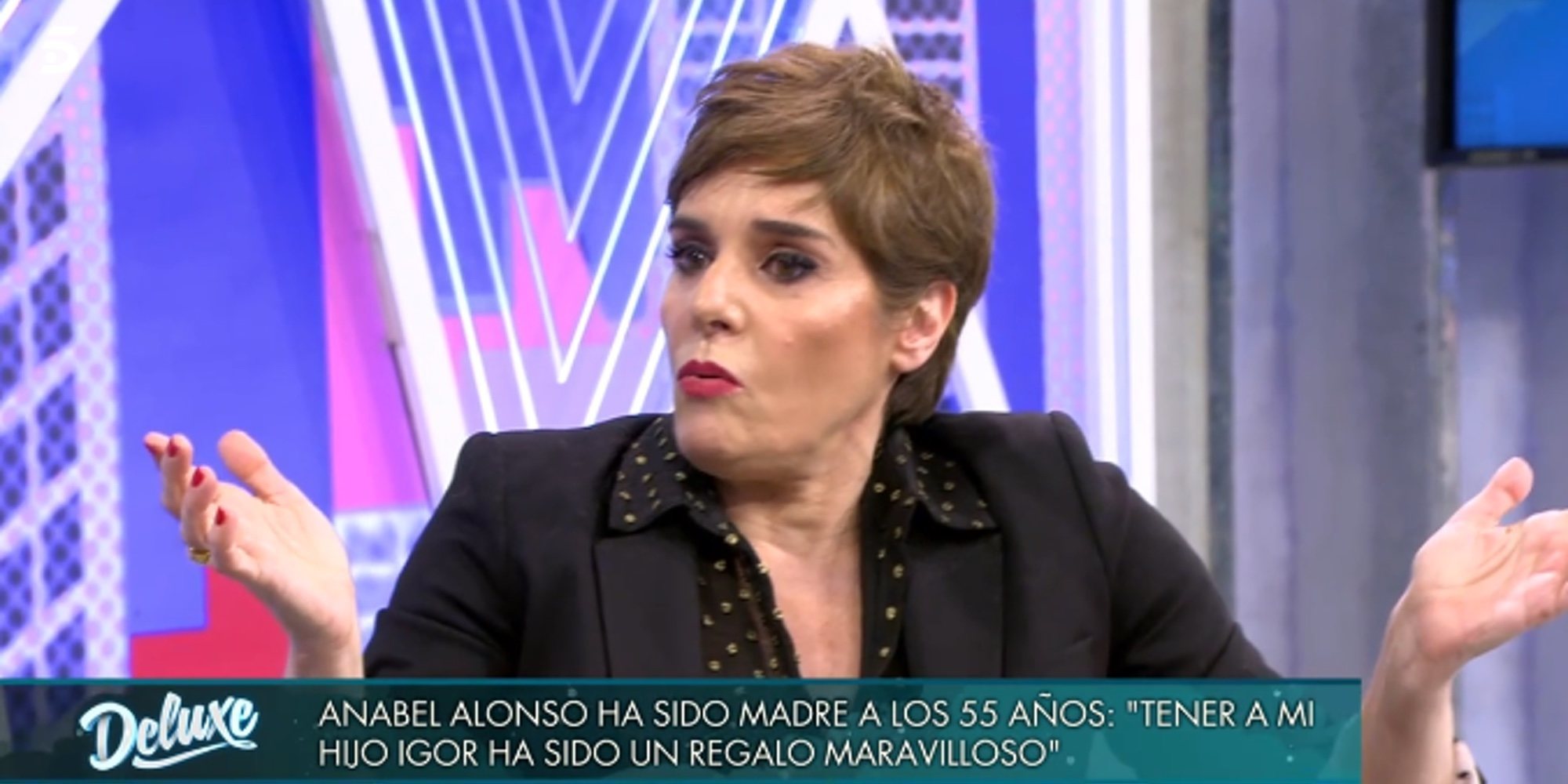 Así responde Anabel Alonso a las críticas que ha recibido por ser madre a los 55 años