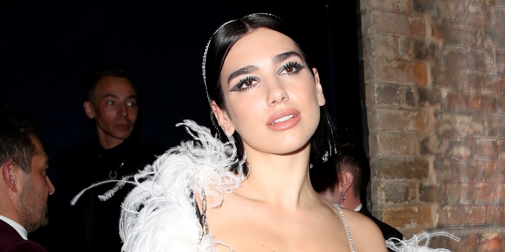 Dua Lipa se pronuncia sobre los rumores de embarazo