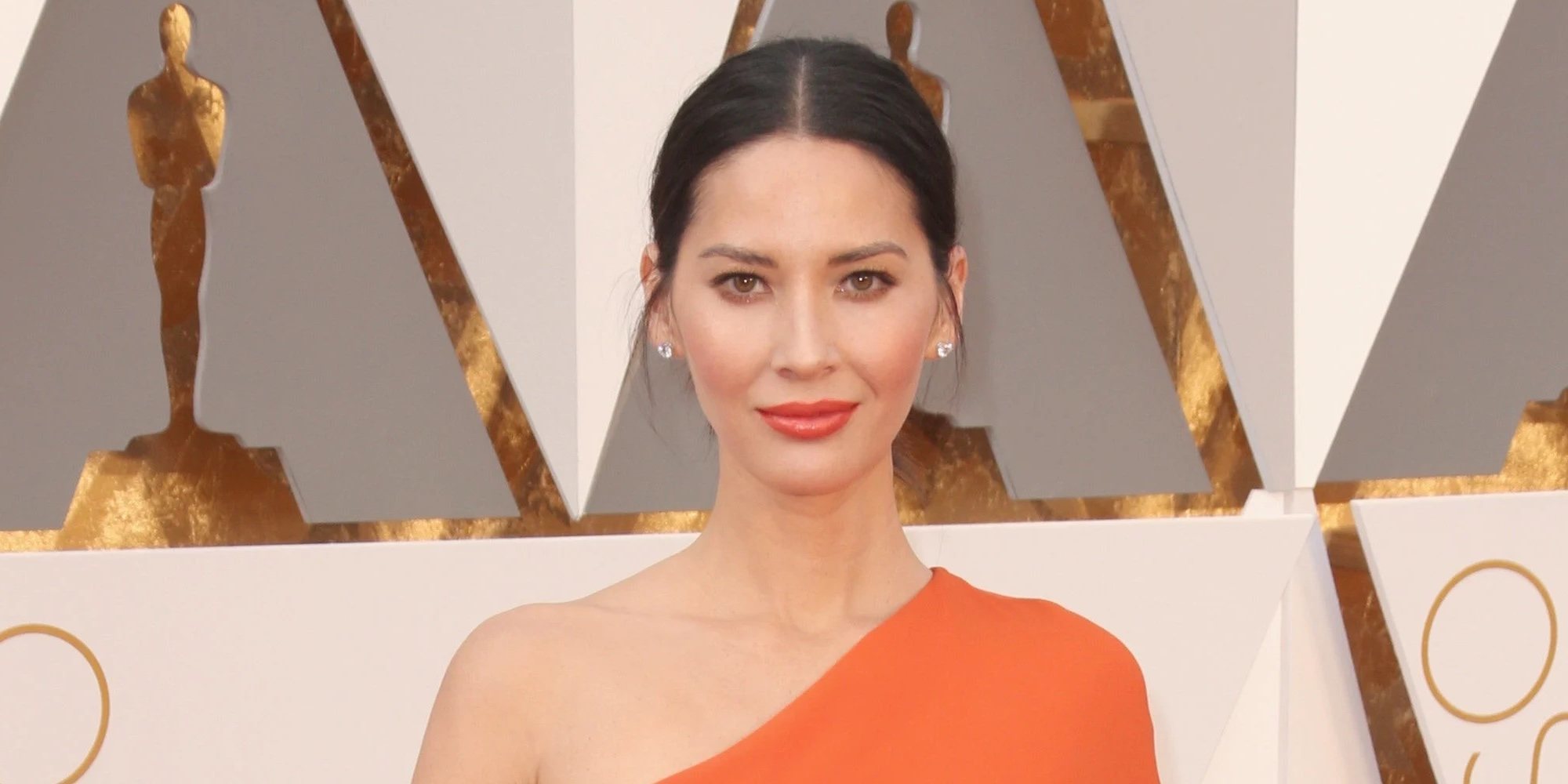 Olivia Munn anuncia que padece fibromialgia: "Sentía dolores y no sabía lo que me pasaba"