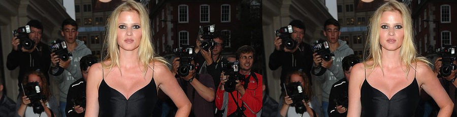 Lara Stone y David Walliams anuncian que están esperando su primer hijo