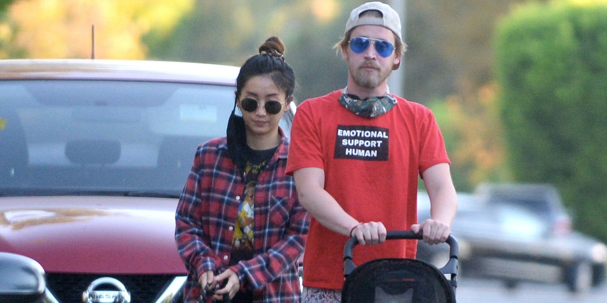 Macaulay Culkin y Brenda Song se convierten en padres de su primera hija